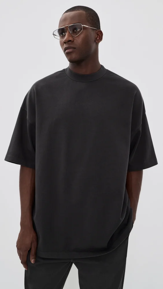 Signature 90's Short Sleeve Tee