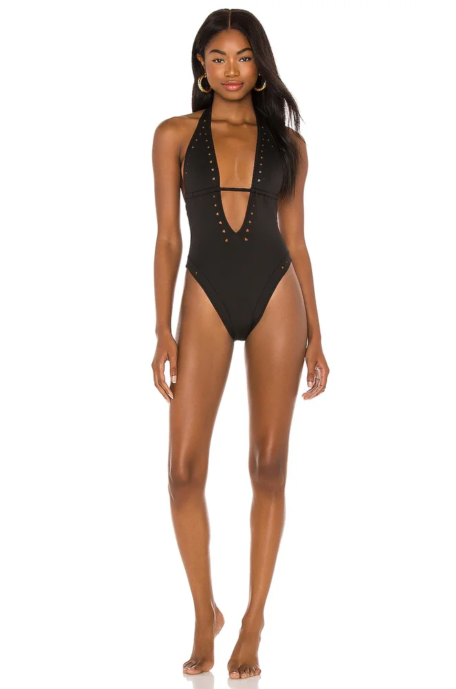 Carrie One Piece