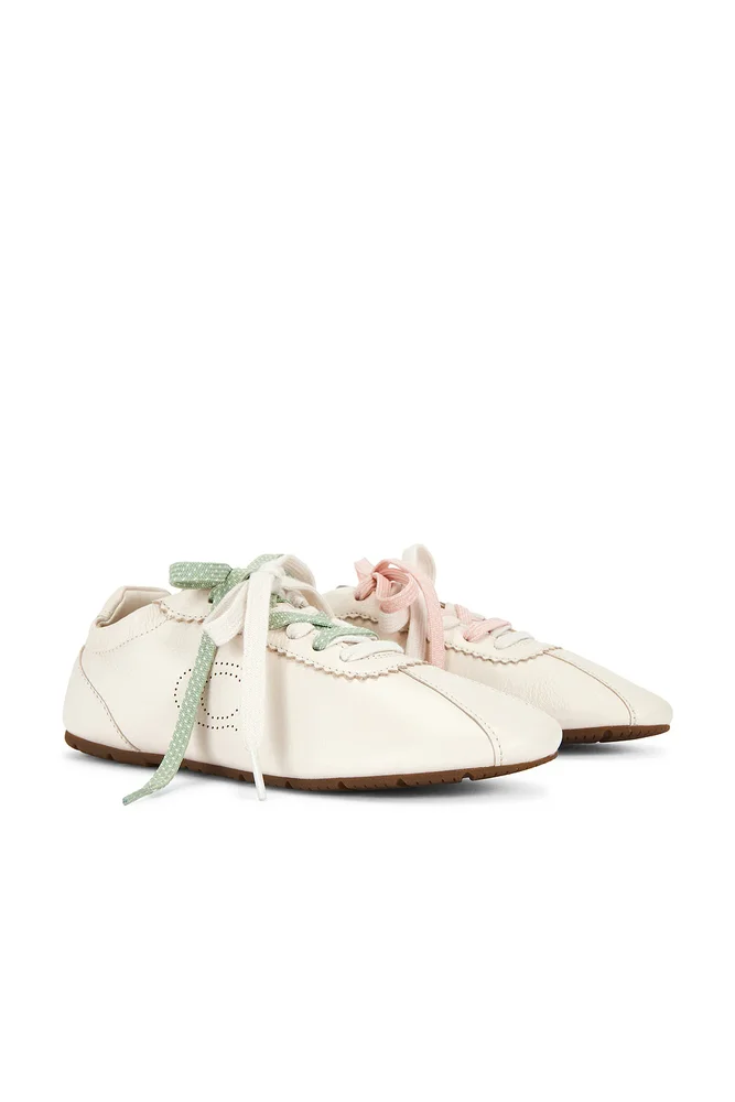 Soft Sneaker