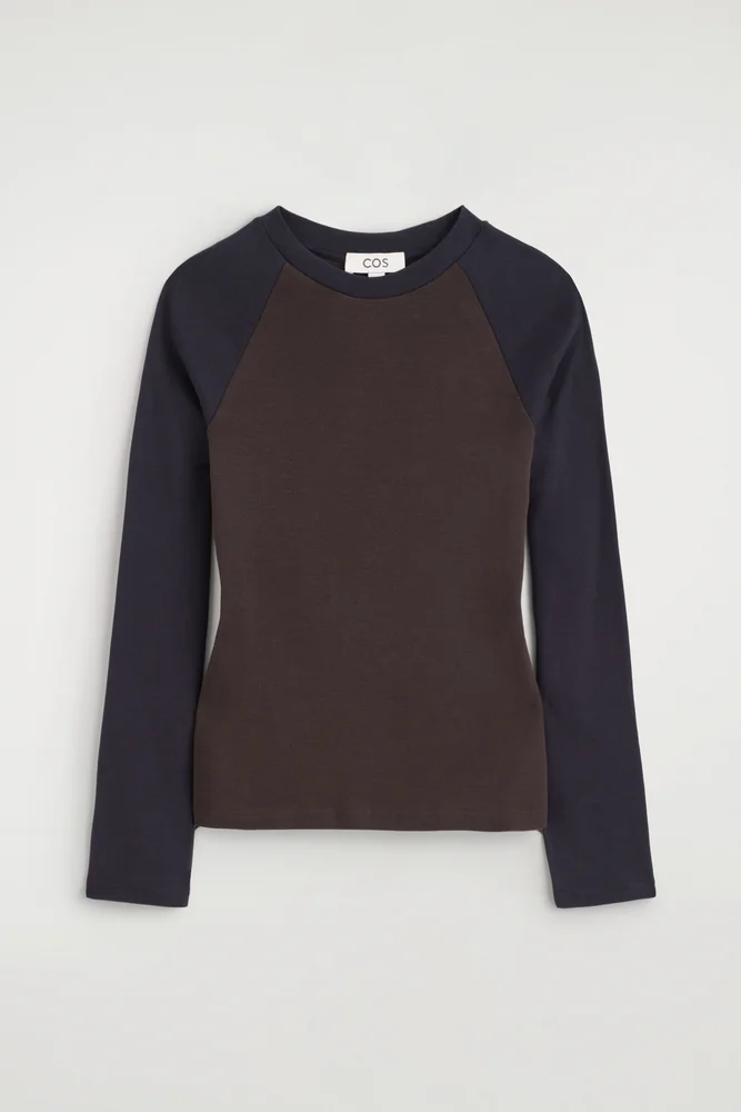 Long-sleeved Cotton Raglan T-shirt