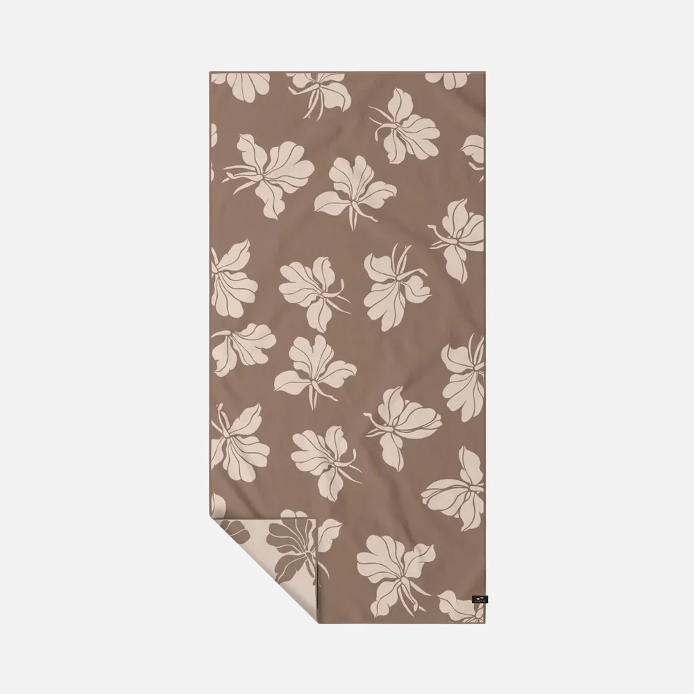 White Ginger Performance Quick-Dry Towel | Sig Zane Designs x Slowtide