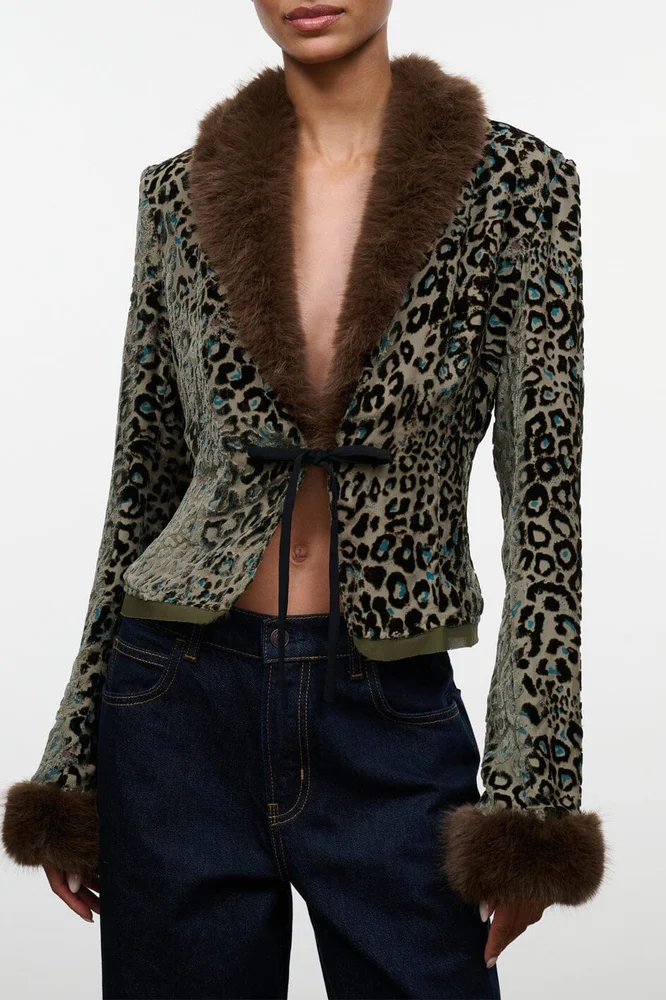 Leon Velvet Blazer | Prowl