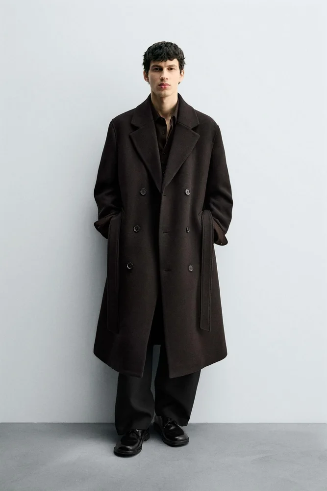 DOUBLE-BREASTED WOOL BLEND COAT WITH BELT