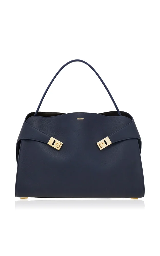 Hug Medium Leather Bag