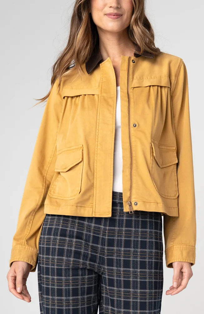 COLLARED SWING JACKET