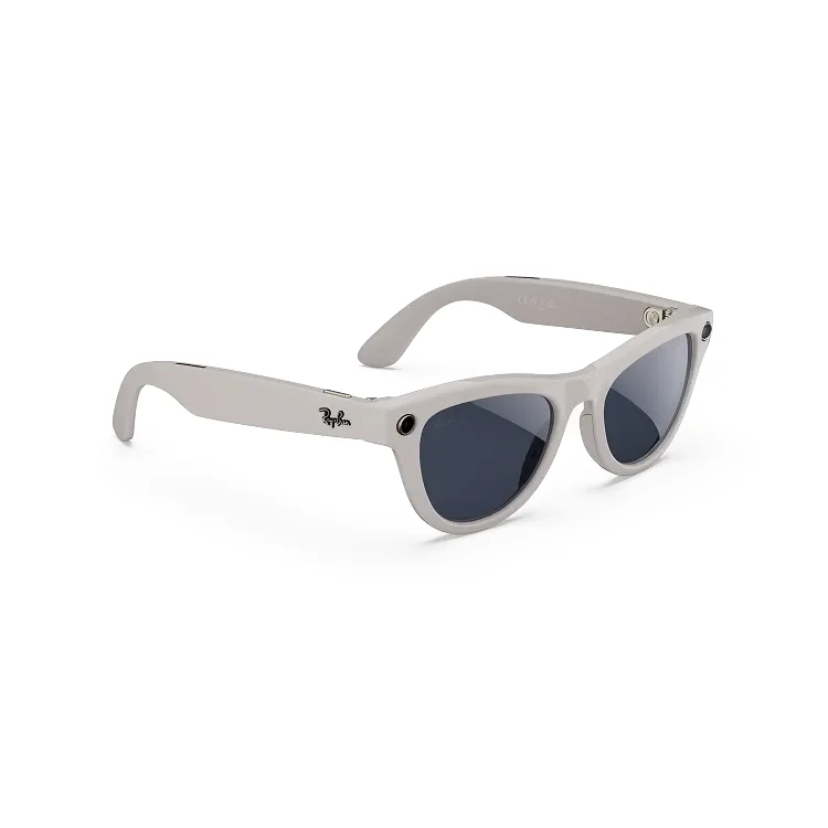 Skyler (Gen 1) Shiny Chalky Gray Sapphire Transitions