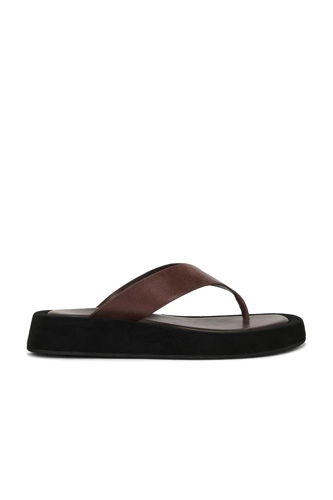 Ives Sandal