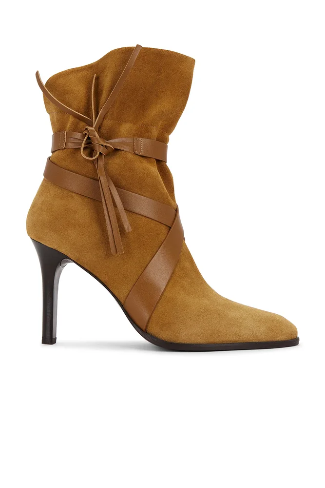 Atiny Wrap Boot