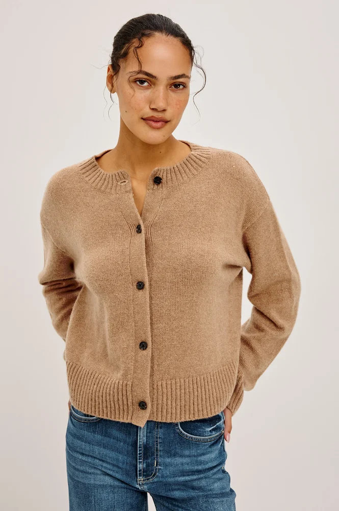 CARRE CARDIGAN - HEATHER CAMEL