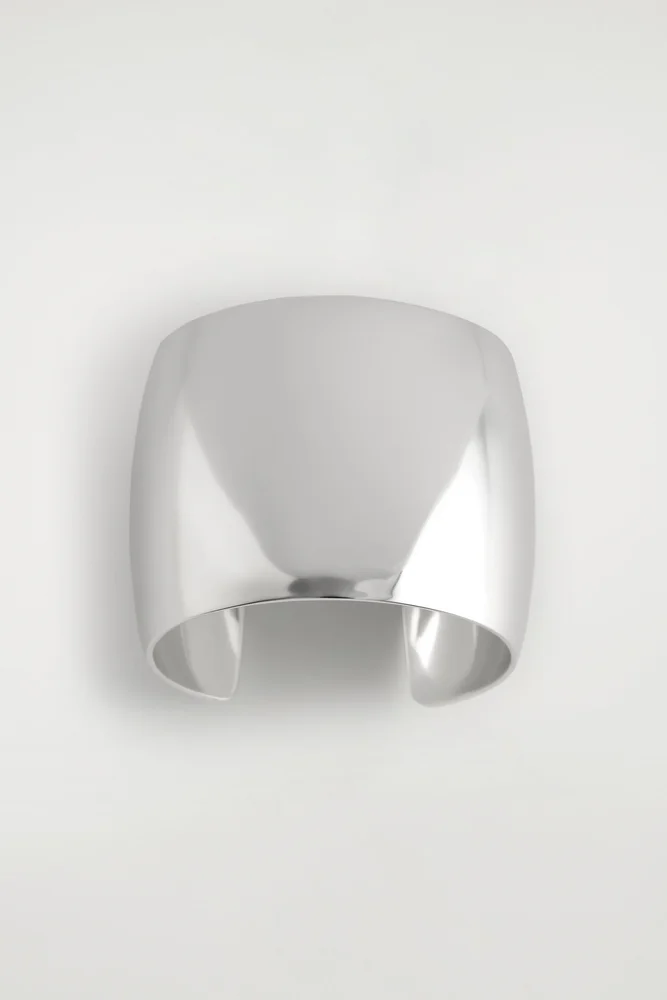 Wide Cuff