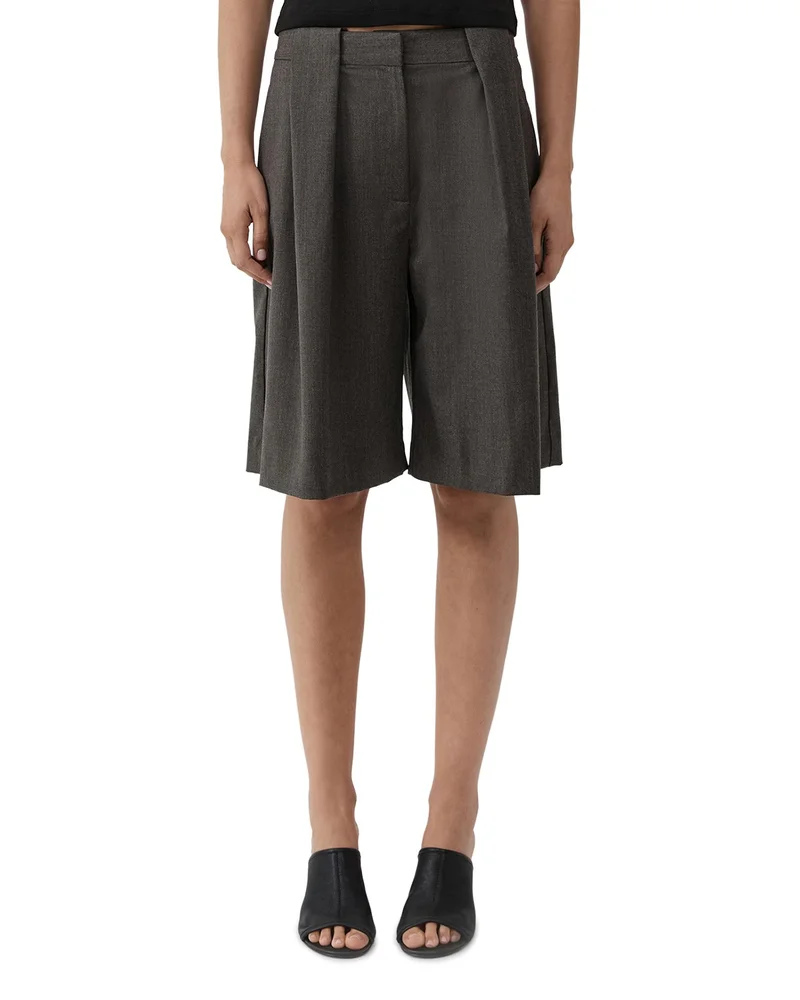 Wool Pleat Loop Shorts