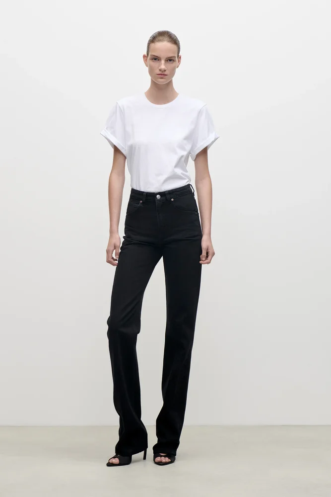 Julia Stretch Jean In Washed Black