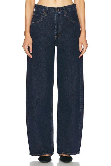 Low Curve Wide Leg Jeans