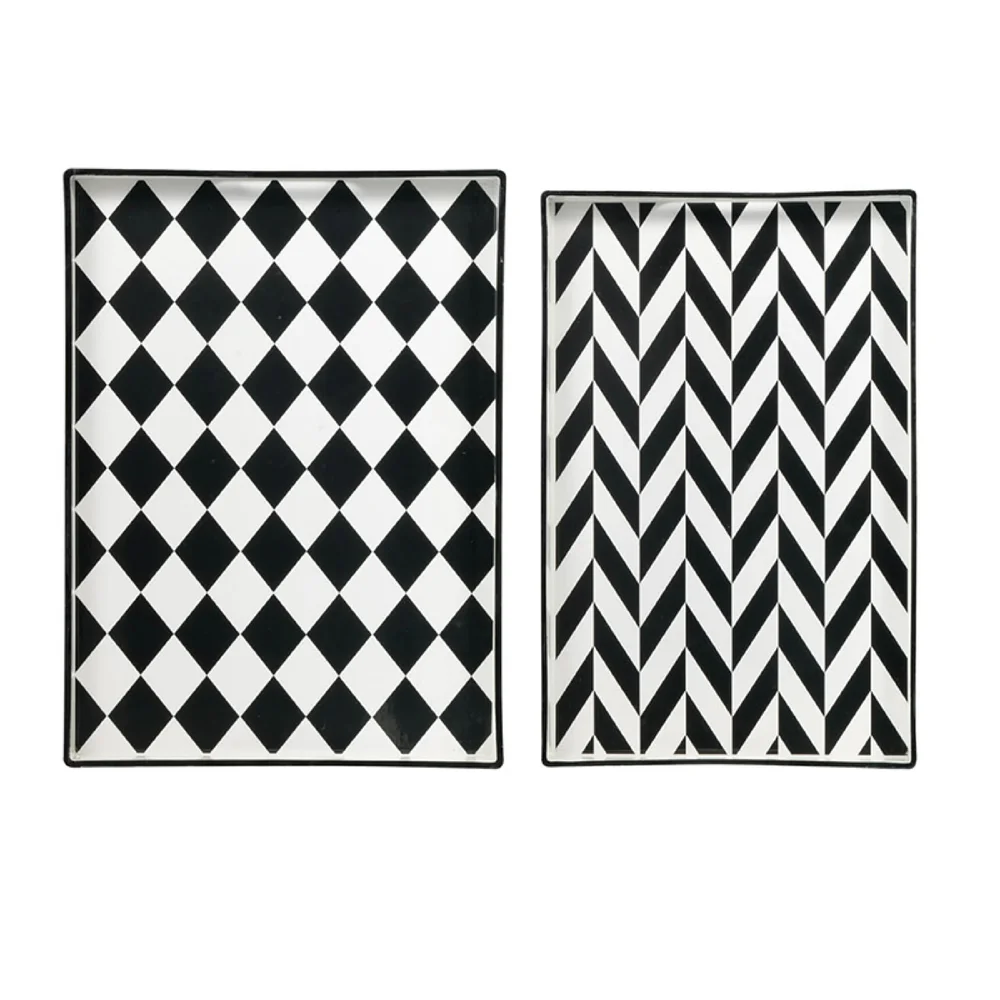 Set of 2 Serving Trays, Black and White Checkered and Chevron Pattern