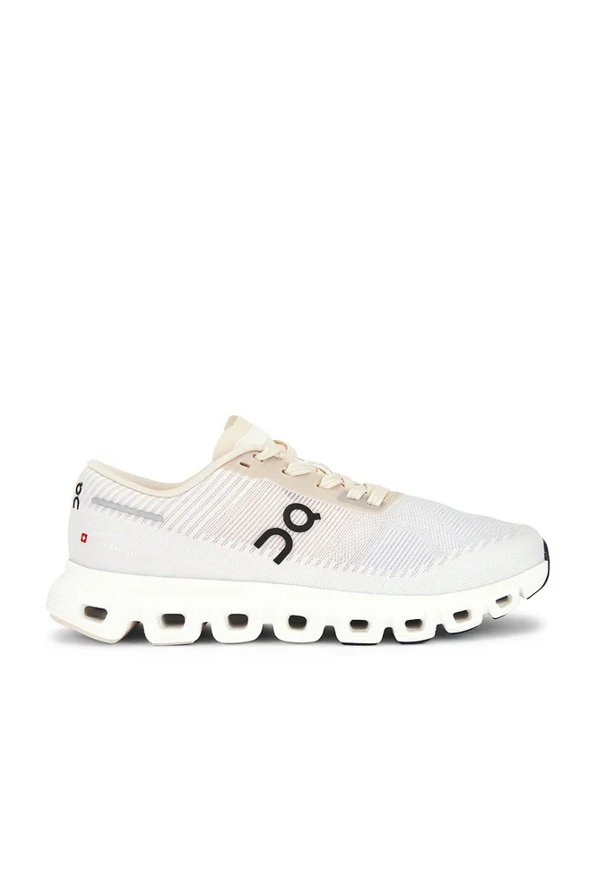Cloud 6 Push Sneaker