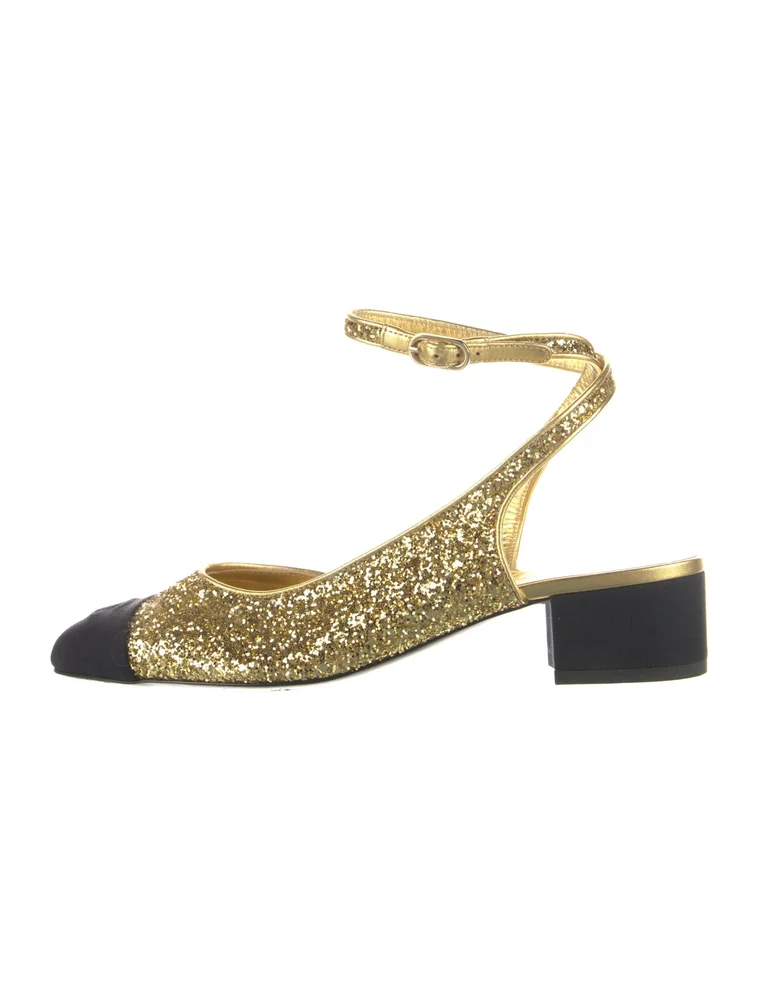 Pre-Owned Interlocking CC Logo Glitter Flats