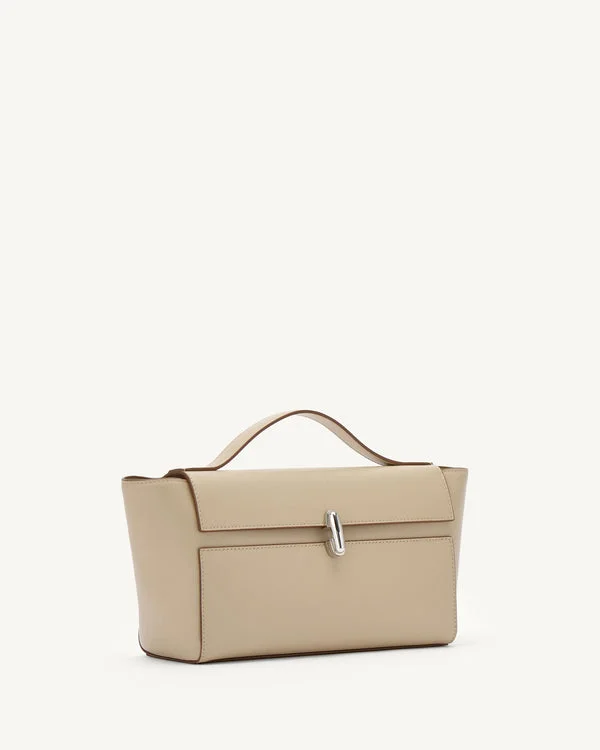 Symmetry Trapeze Pochette