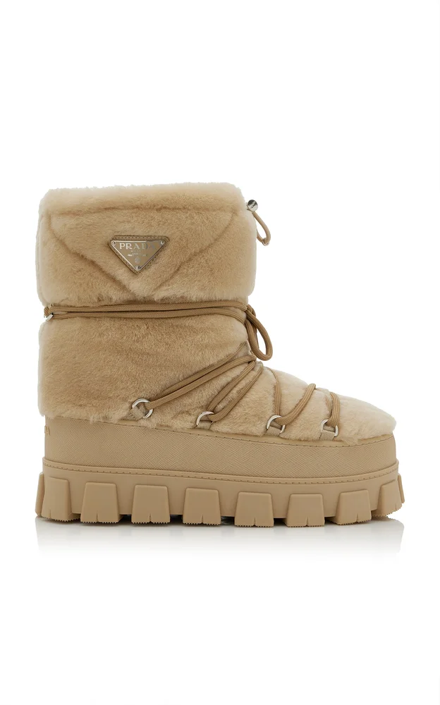 Shearling Après Ski Boots
