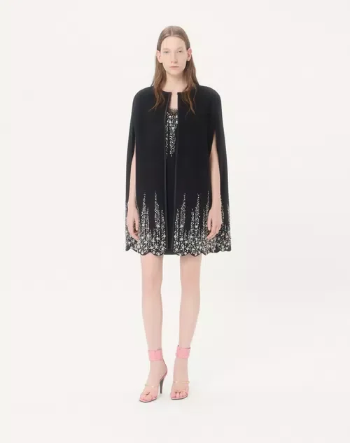 Embroidered Compact Drap Cape