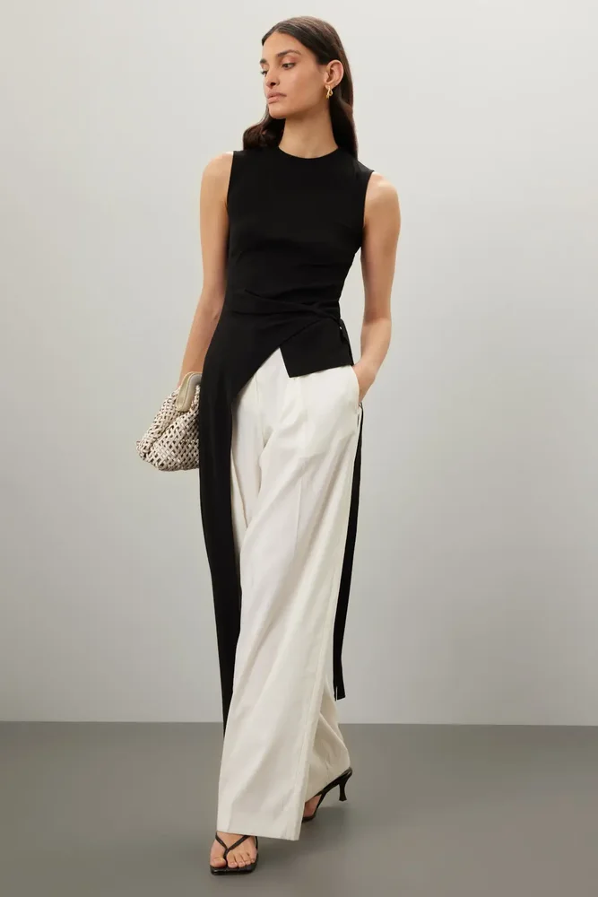 Wool Two-Tucked Trousers
