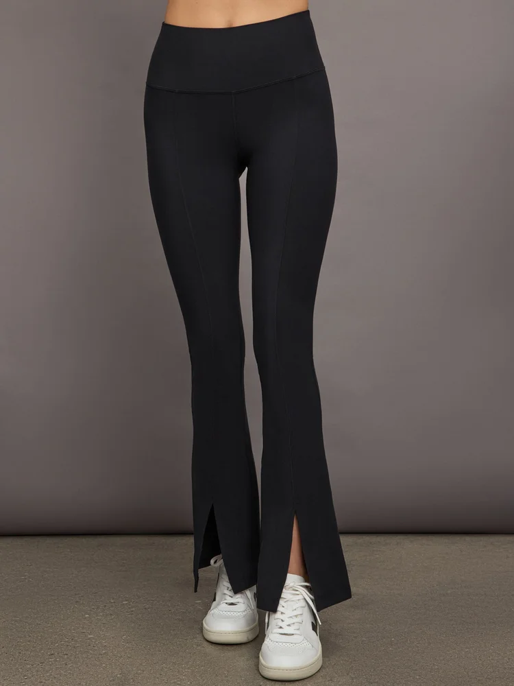 Split Front Legging in Melt, Black