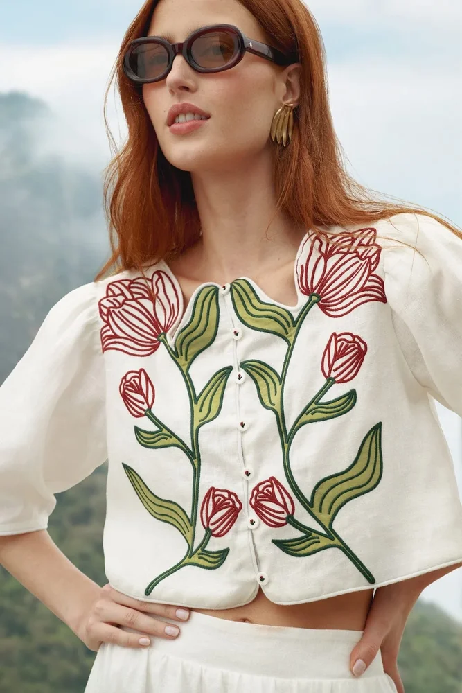 Farm Rio off-white flower embroidered crop top