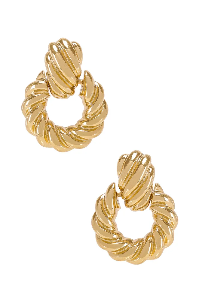 Rya Hoops
