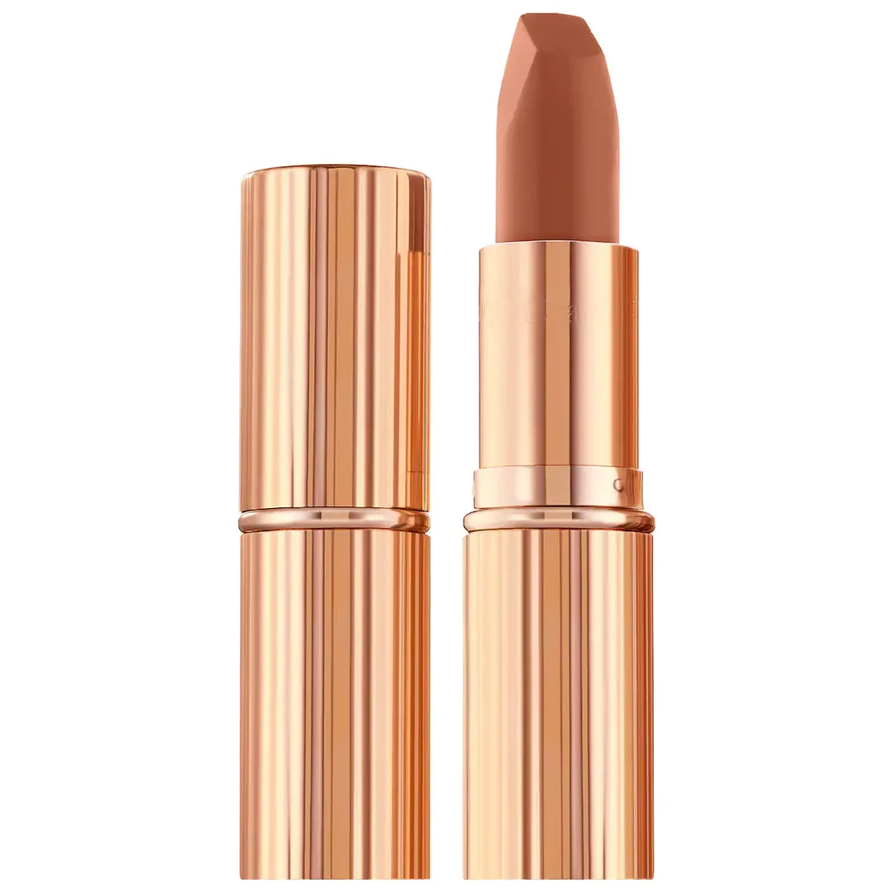 Matte Revolution Hydrating Lipstick in Catwalking