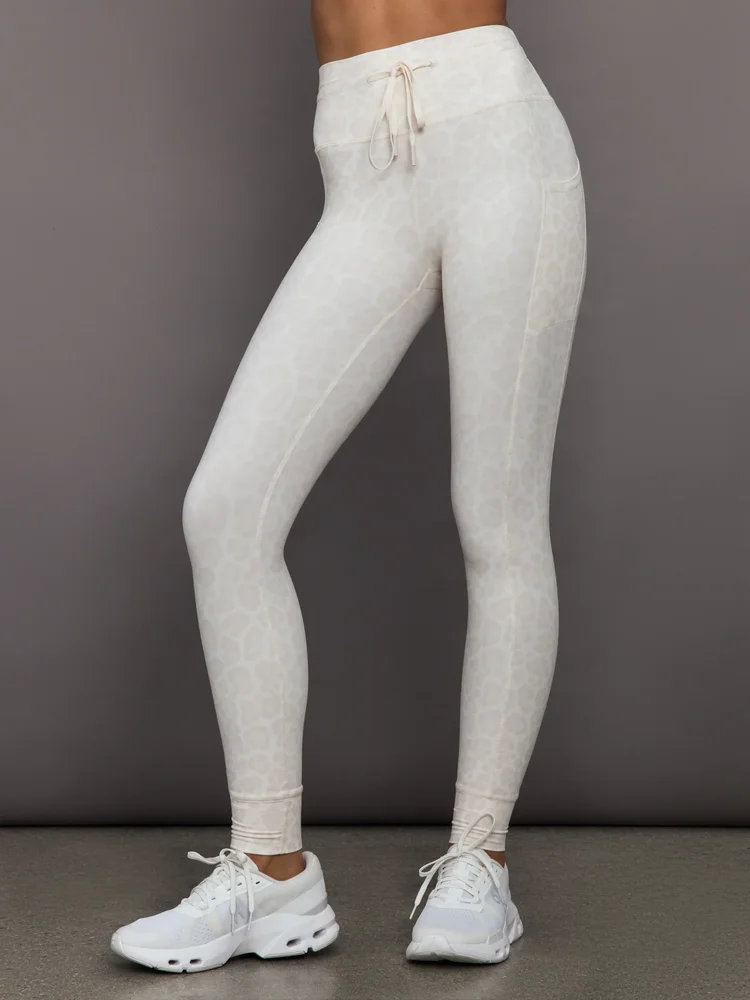 High Rise Sport Pocket Legging in Melt, Snow Leopard