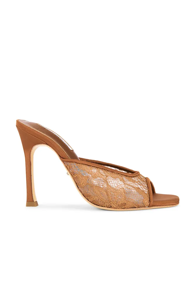 Dashing Heel