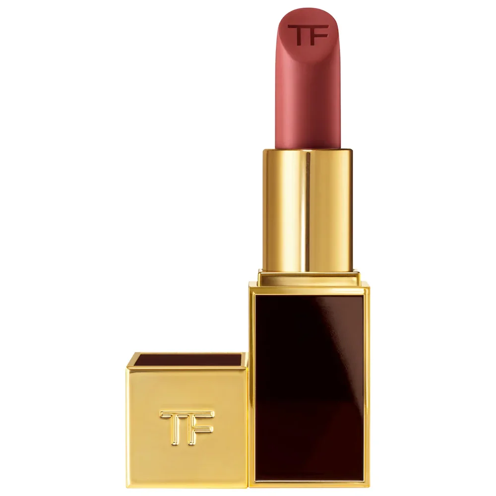 Runway Lipstick Color with Hydrating, 12H Longwear in Invite Only