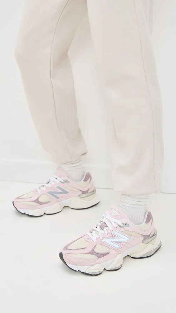 9060 Sneakers Pink Beige