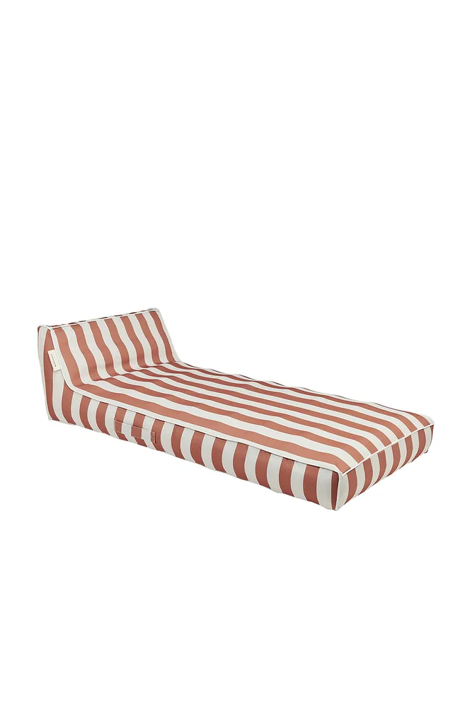 Luxe Lounger