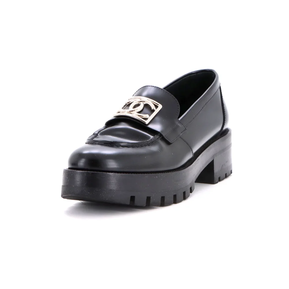 Pre-Owned CC Platform Leather Loafers