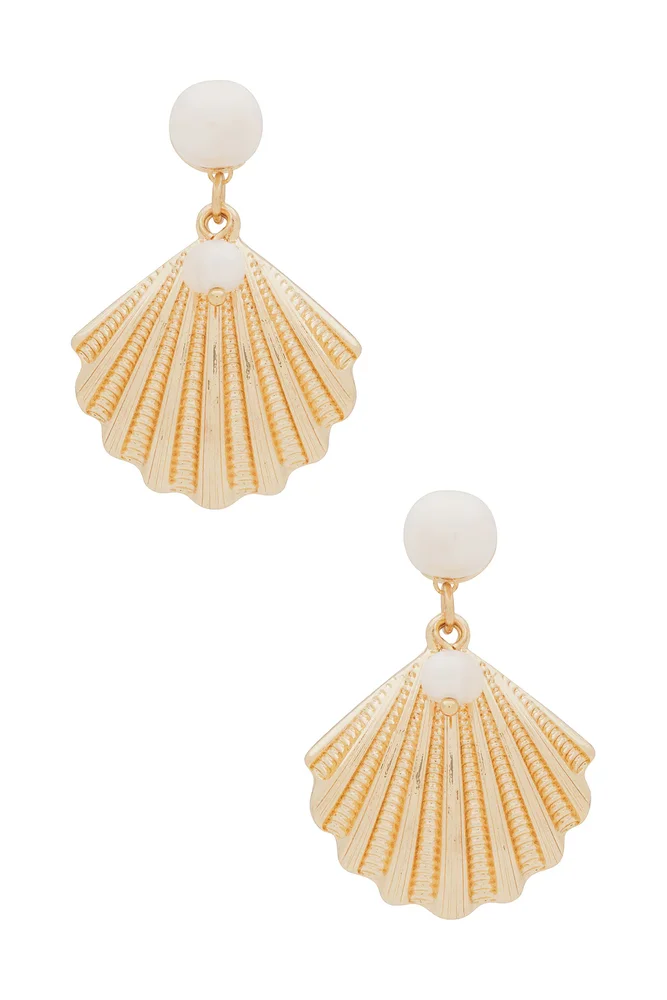 Shell Earring