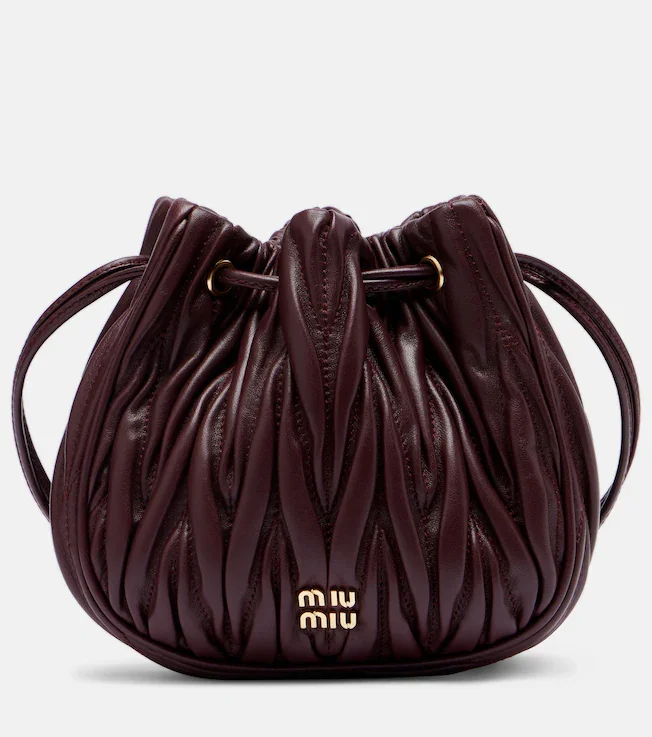Matelassé leather bucket bag
