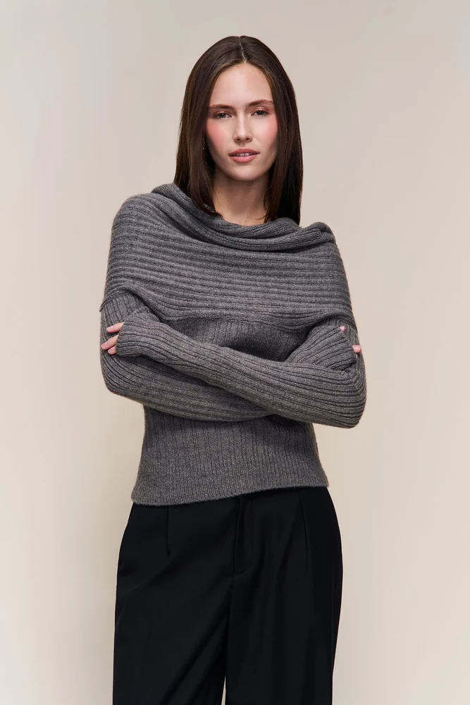 Loretta Turtleneck Top