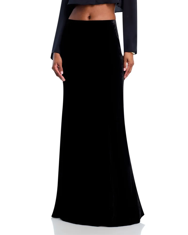 Zeta Velvet Skirt