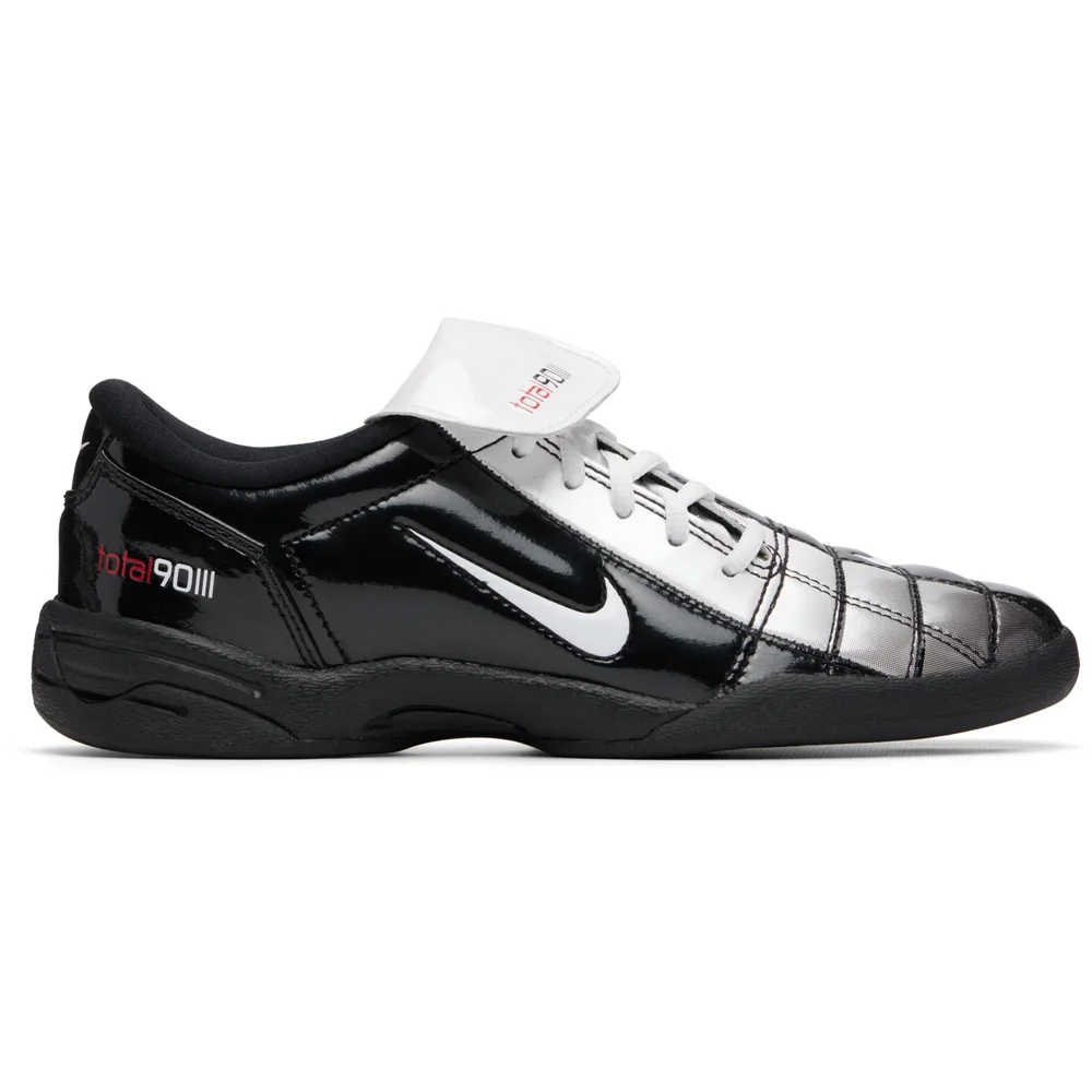 Black & White Total 90 SE Sneakers