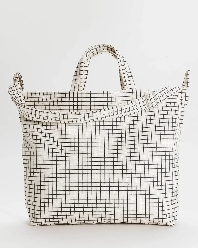 Horizontal Zip Duck Bag