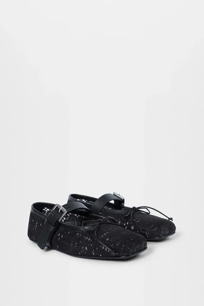 Zoey Ballerinas with Belt