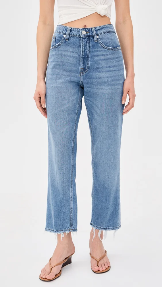 Weightless Boyfriend Jeans