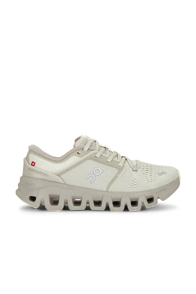 Cloud X 5 Sneaker