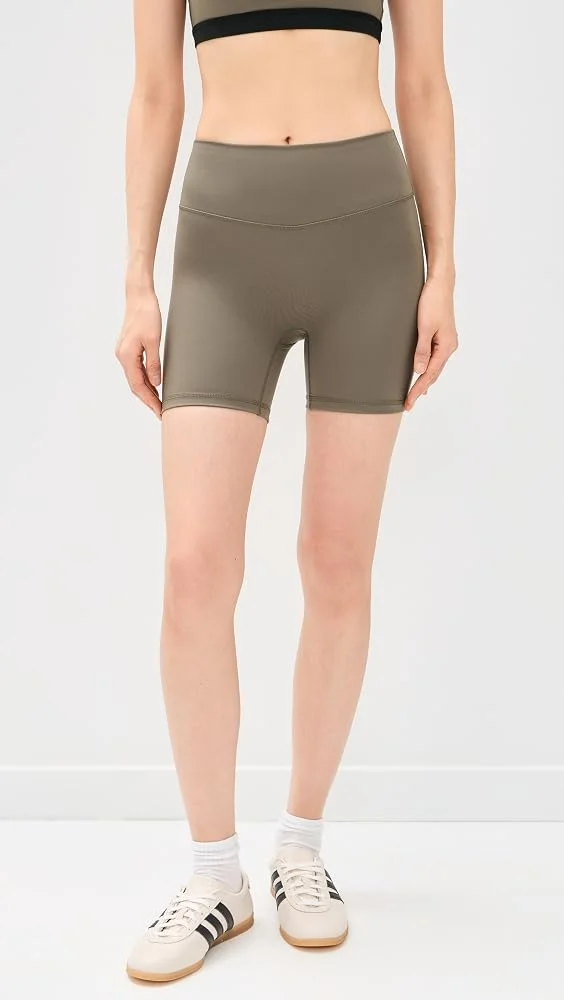 Core Shorts