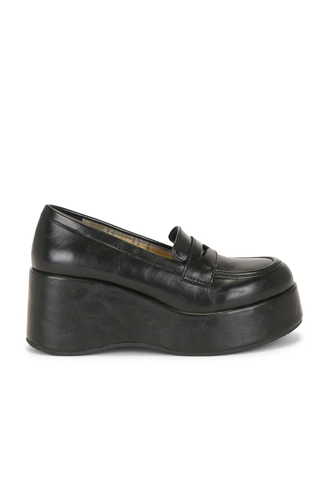 Ambitious Platform Loafer