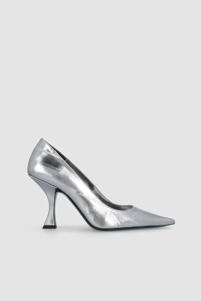 Viva Eel Embossed Metallic Pump