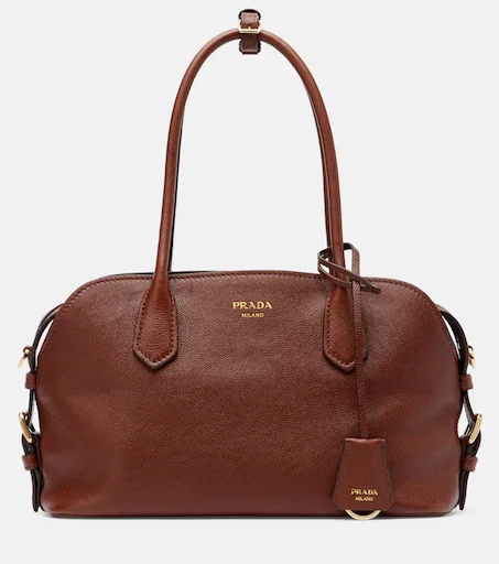 Signet Medium leather bowling bag