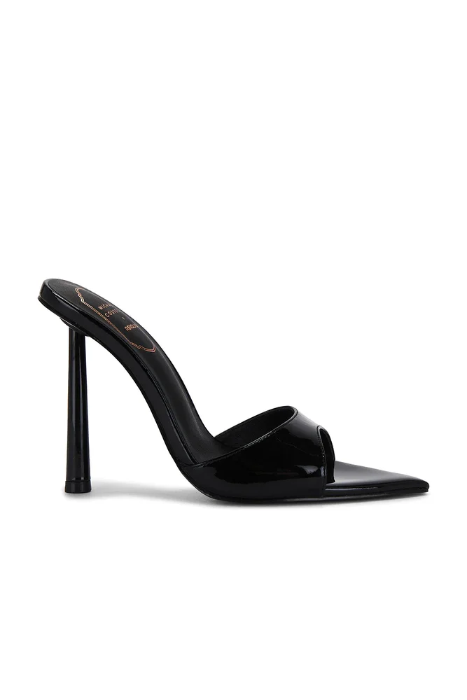 x REVOLVE Gerona Sandal