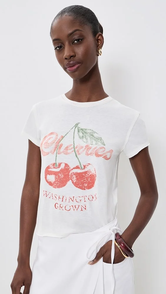 Nova Graphic Tee