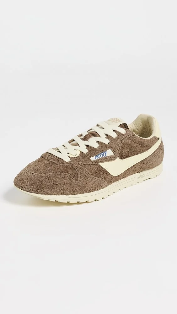 Windspin Low Suede Sneakers (Tundra/Rut)
